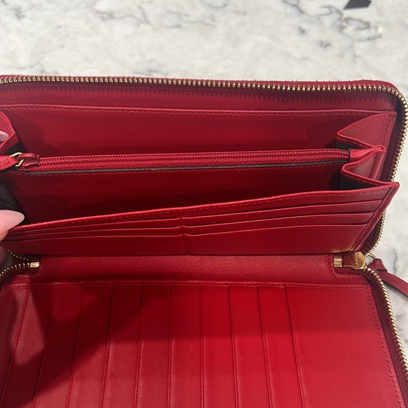 AUTHENTIC Gucci Ghost Wallet - Picture 5 of 9